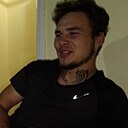 Знакомства: Владимир, 21 год, Аксу