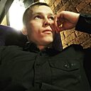 Знакомства: Андрей, 32 года, Северск