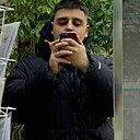 Знакомства: Волына, 20 лет, Москва