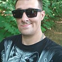 Знакомства: Руслан, 35 лет, Москва