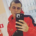Знакомства: Виктор, 24 года, Вольск
