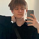 Знакомства: Влад, 18 лет, Екатеринбург