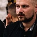 Знакомства: Виталий, 32 года, Луганск