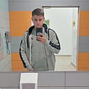 Знакомства: Данил, 25 лет, Волгодонск