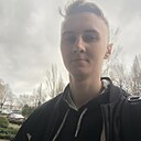 Знакомства: Виктор, 23 года, Несвиж