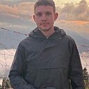 Знакомства: Артем, 24 года, Вичуга