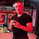 Знакомства: Макс, 22 года, Армавир