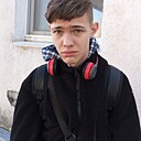 Знакомства: Денис Чурсинов, 18 лет, Краснодон