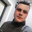 Знакомства: Андрей, 26 лет, Энгельс