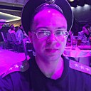 Знакомства: Илья, 32 года, Решетиха