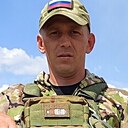 Знакомства: Виктор, 33 года, Лутугино