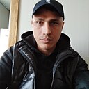 Знакомства: Артем Гром, 37 лет, Новопокровка