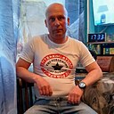 Знакомства: Виктор, 43 года, Москва