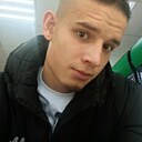 Знакомства: Слава, 23 года, Владимир