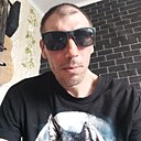 Знакомства: Андрей, 39 лет, Довольное