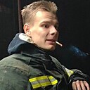 Знакомства: Макс, 23 года, Калуга
