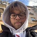 Знакомства: Мотя, 22 года, Холмск