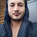 Знакомства: Артем, 31 год, Астрахань