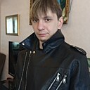 Знакомства: Макс, 33 года, Нижневартовск
