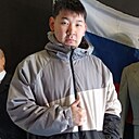 Знакомства: Максим, 26 лет, Магадан