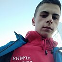 Знакомства: Андрей, 24 года, Москва