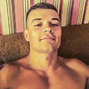 Знакомства: Кирилл, 24 года, Киев