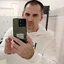 Знакомства: Юрий, 49 лет, Волжский