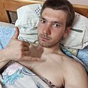Знакомства: Максим, 26 лет, Медвежьегорск