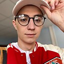 Знакомства: Максим, 27 лет, Караганда