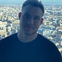 Знакомства: Виктор, 25 лет, Елабуга