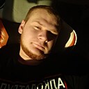 Знакомства: Олег, 25 лет, Калининск