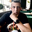 Знакомства: Олег, 37 лет, Луганск