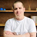 Знакомства: Артём, 32 года, Геленджик
