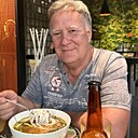 Знакомства: Толя, 66 лет, Салават