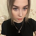 Знакомства: Ксения, 22 года, Киров