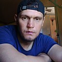 Знакомства: Динис, 32 года, Мегион