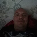 Знакомства: Валентин, 38 лет, Белово