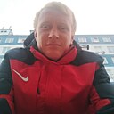 Знакомства: Виталик, 33 года, Солнечнодольск