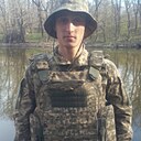 Знакомства: Артём, 30 лет, Новомосковск