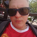 Знакомства: Макс, 31 год, Мыски