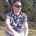Знакомства: Денис, 32 года, Людиново