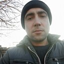 Знакомства: Виталий, 33 года, Миллерово