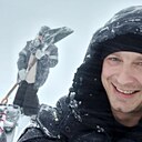 Знакомства: Дмитрий, 35 лет, Курильск