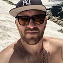 Знакомства: Дмитрий, 33 года, Новосибирск