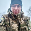 Знакомства: Максим, 28 лет, Новоград-Волынский