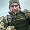 Знакомства: Максим, 28 лет, Новоград-Волынский