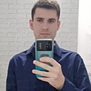 Знакомства: Максим, 23 года, Москва