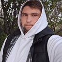 Знакомства: Александр, 24 года, Симферополь