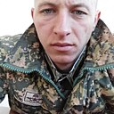 Знакомства: Денис, 34 года, Рудный