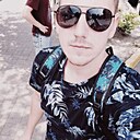 Знакомства: Александр, 27 лет, Красноармейск